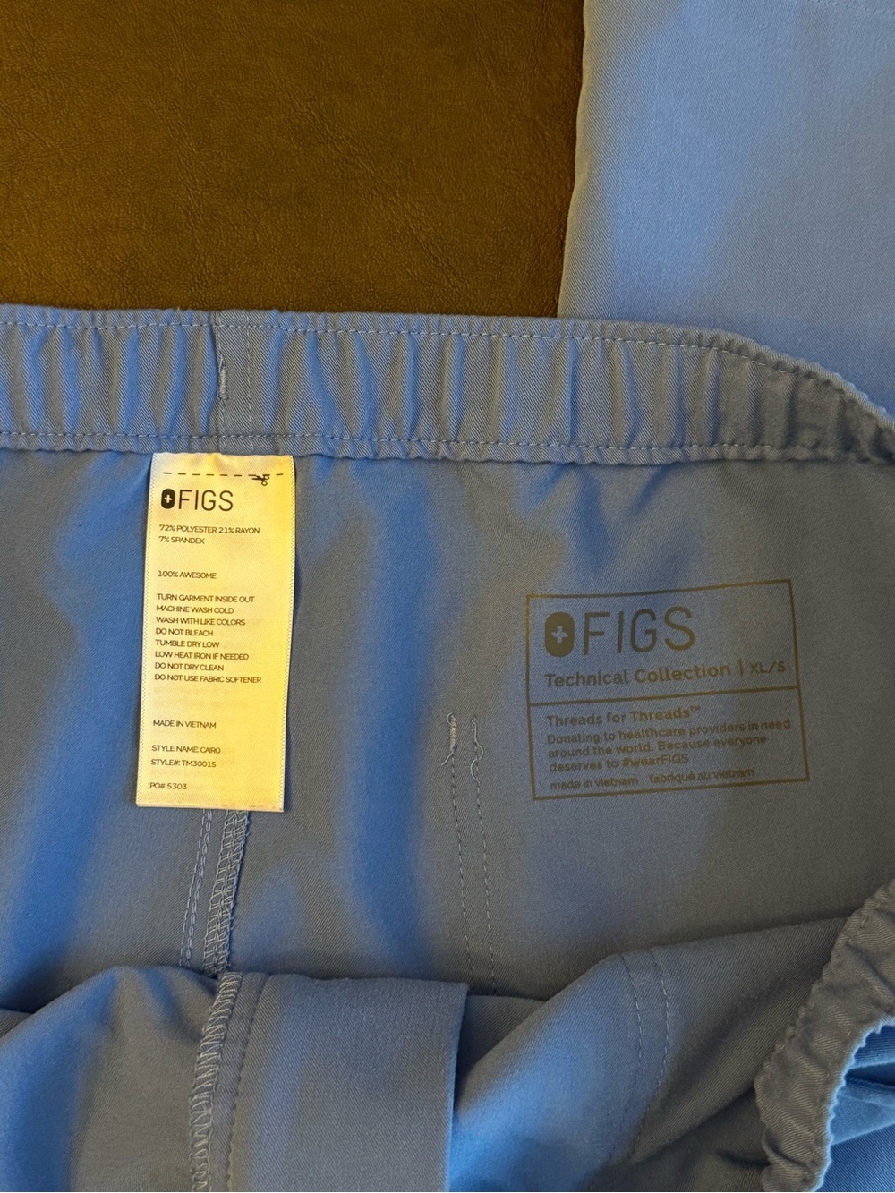 FIGS Men’s Cecil Blue Scrub Set: Leon Scrub Top XL & Cairo Straight Leg Pant XLS - Picture 12 of 16